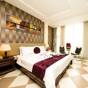 Hotel Quy Hung - Ben Thanh Market Central